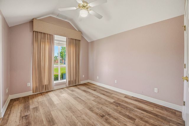 5900 Nutcracker Drive, Granbury, TX 76049