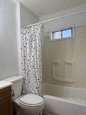 2328 W Sherman Street, Paris, TX 75460