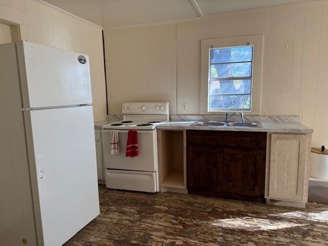 2328 W Sherman Street, Paris, TX 75460