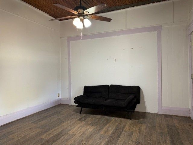 2328 W Sherman Street, Paris, TX 75460