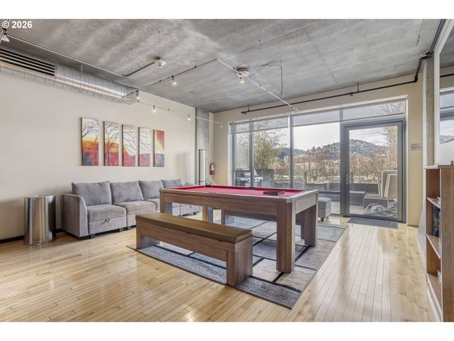 1410 Nw KEARNEY St 909, Portland, OR 97209