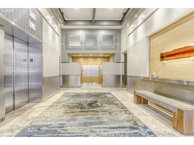 1410 Nw KEARNEY St 909, Portland, OR 97209