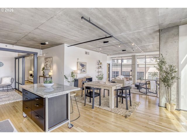 1410 Nw KEARNEY St 909, Portland, OR 97209