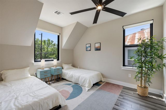 2202 Santa Rita ST, Austin, TX 78702