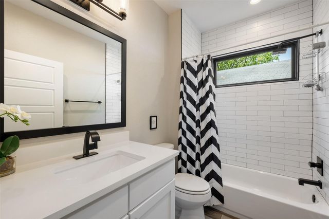 2202 Santa Rita ST, Austin, TX 78702