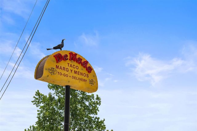 2202 Santa Rita ST, Austin, TX 78702
