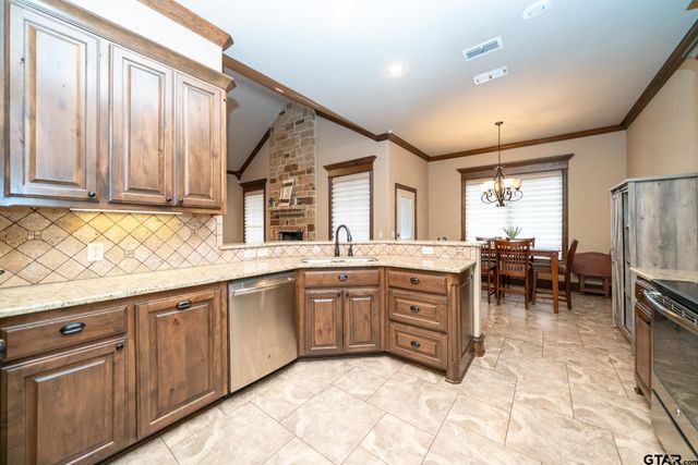 485 Highland Place, Hallsville, TX 75650