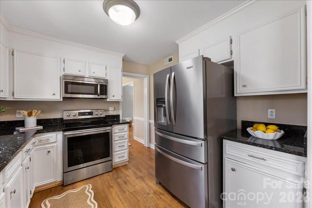 4025 Old Stone Road, Charlotte, NC 28226