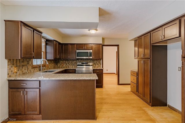 37350 Bunker Hill Drive, Solon, OH 44139