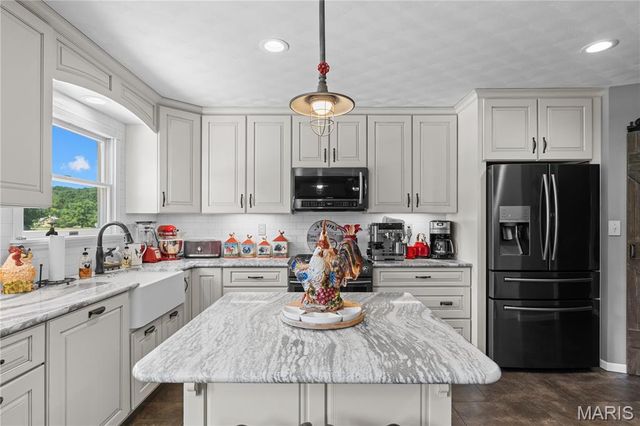 12280 State Highway D, Marthasville, MO 63357