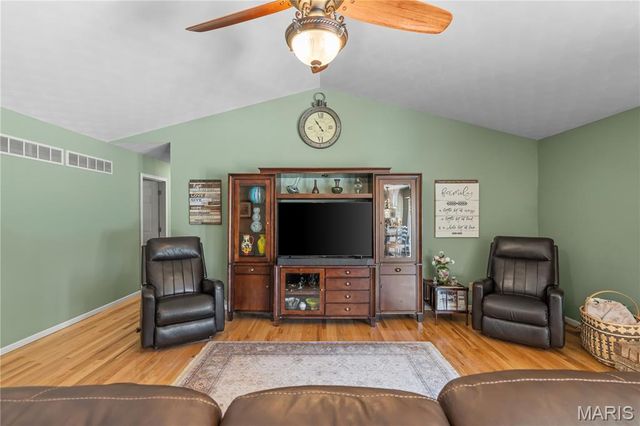12280 State Highway D, Marthasville, MO 63357