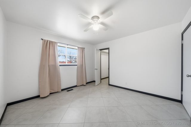 10837 E 26th Place, Tulsa, OK 74129