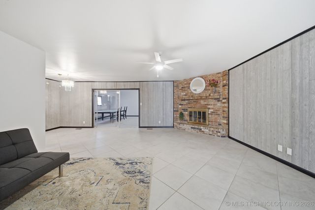 10837 E 26th Place, Tulsa, OK 74129