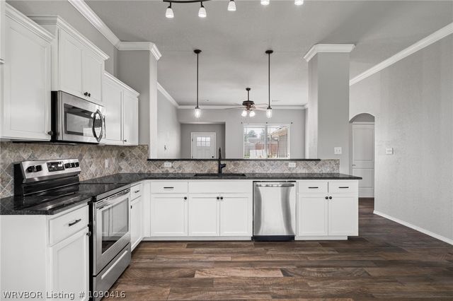 2512 Eastridge Drive, Van Buren, AR 72956