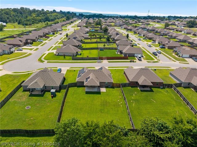 2512 Eastridge Drive, Van Buren, AR 72956