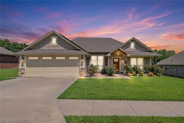 2512 Eastridge Drive, Van Buren, AR 72956