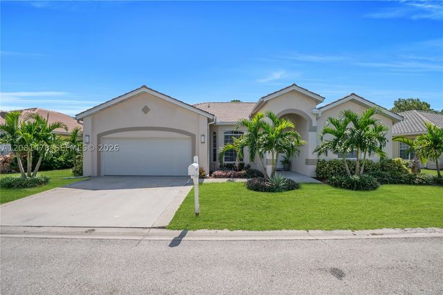 11142 Lakeland Cir, Other, FL 33913
