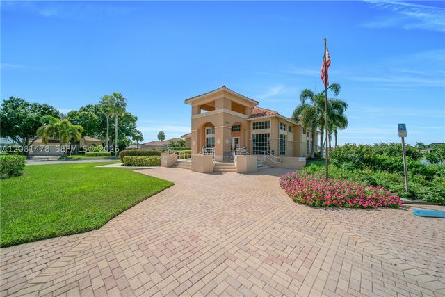11142 Lakeland Cir, Other, FL 33913