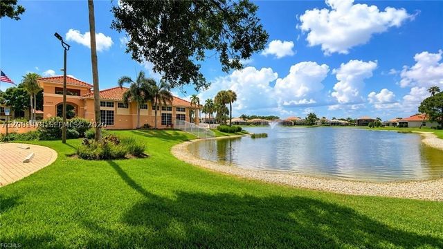 11142 Lakeland Cir, Other, FL 33913