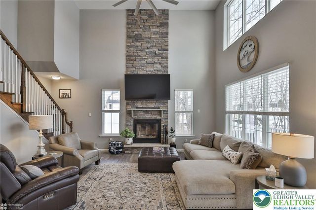 6726 Ryan Court, Lowhill Twp, PA 18069