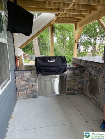 6726 Ryan Court, Lowhill Twp, PA 18069