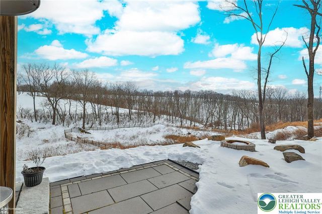 6726 Ryan Court, Lowhill Twp, PA 18069