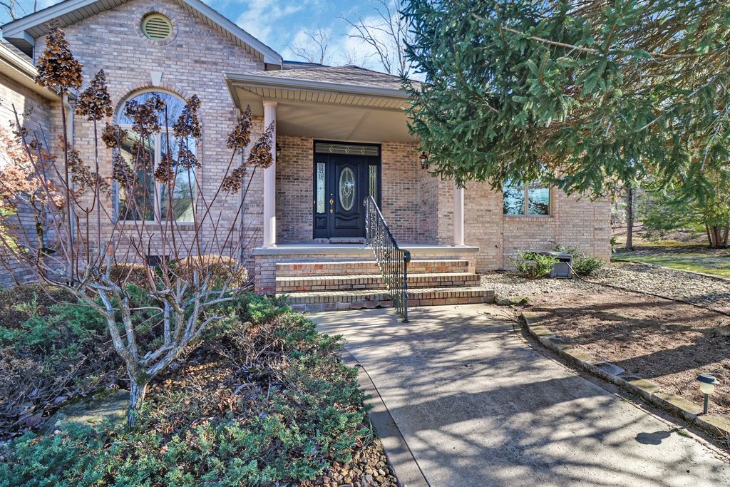 163 Havenridge Cir, Crossville, TN 38558