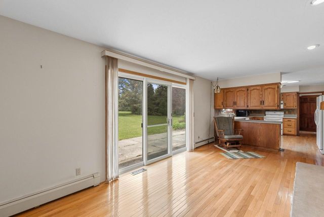 4050 Sleeping Dragon ROAD, West Bend, WI 53095