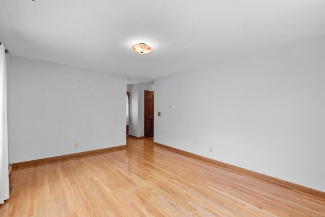 4050 Sleeping Dragon ROAD, West Bend, WI 53095