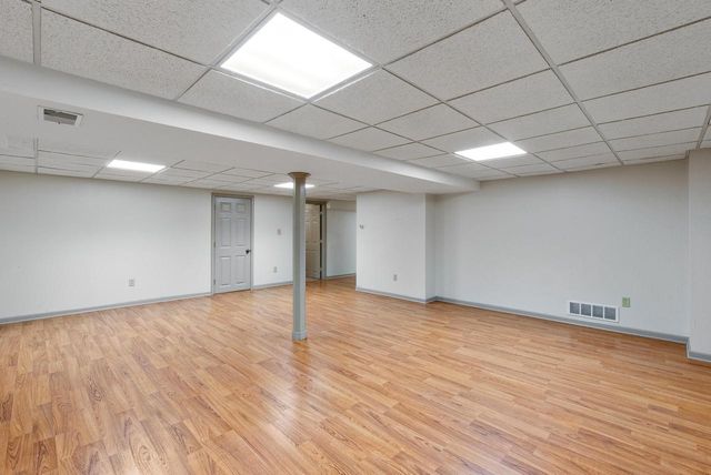 4050 Sleeping Dragon ROAD, West Bend, WI 53095