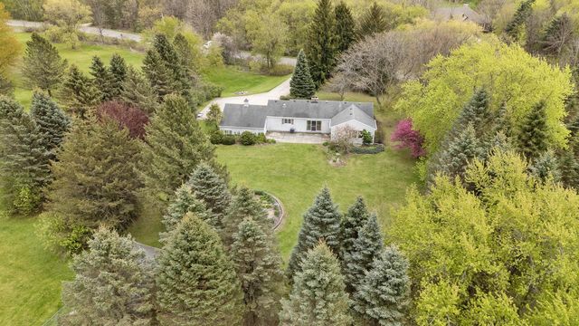 4050 Sleeping Dragon ROAD, West Bend, WI 53095