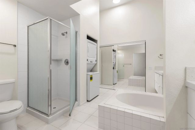 7959 Caminito Dia 4, San Diego, CA 92122