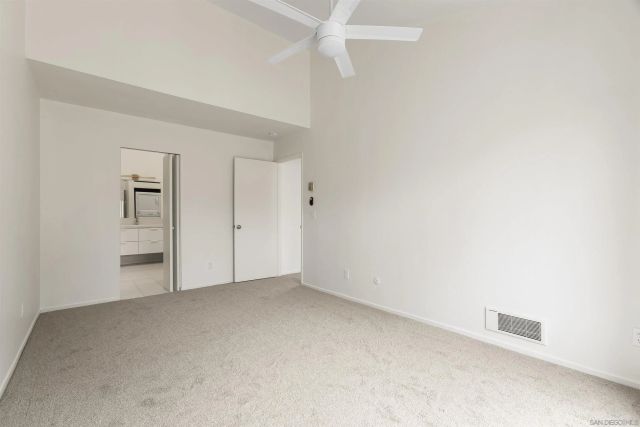 7959 Caminito Dia 4, San Diego, CA 92122