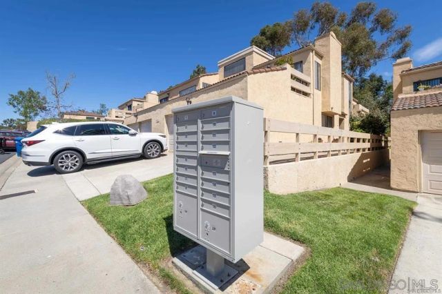 7959 Caminito Dia 4, San Diego, CA 92122