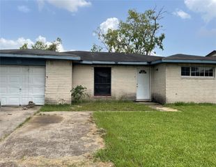 814 Deercrest Street, Channelview, TX 77530