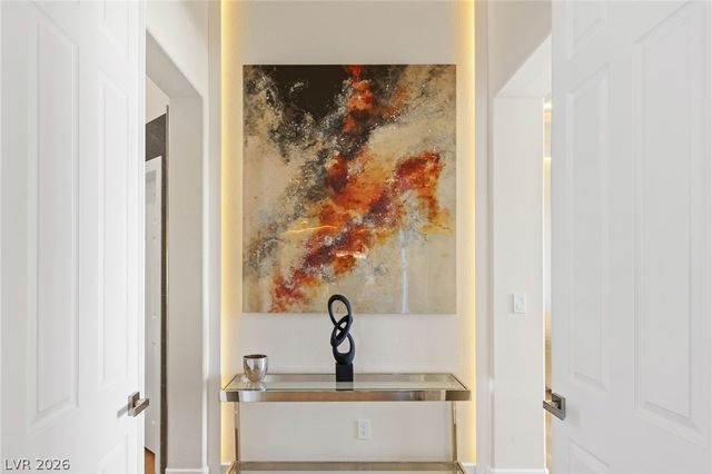 404 Summer Mesa Drive, Las Vegas, NV 89144