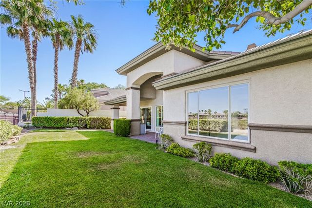 404 Summer Mesa Drive, Las Vegas, NV 89144