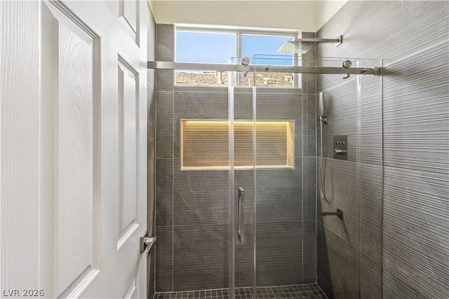 404 Summer Mesa Drive, Las Vegas, NV 89144