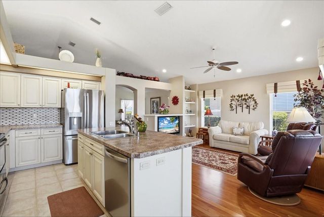 5013 SEAGRASS DRIVE, Venice, FL 34293