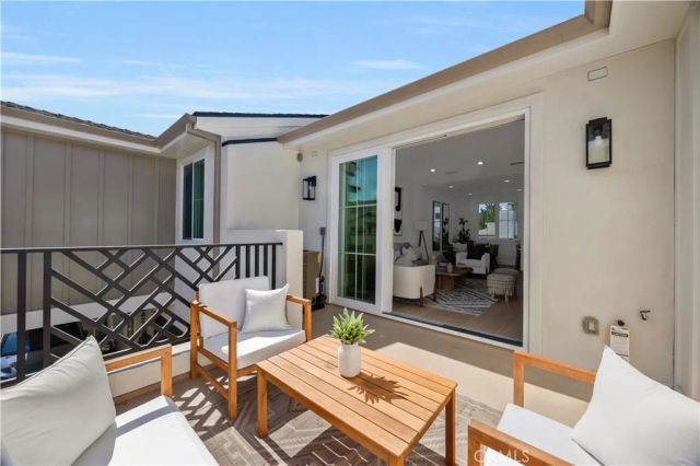 2420 Ives Lane, Redondo Beach, CA 90278