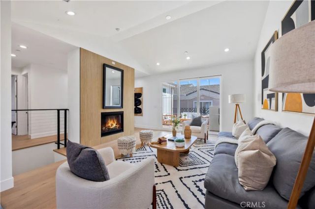 2420 Ives Lane, Redondo Beach, CA 90278