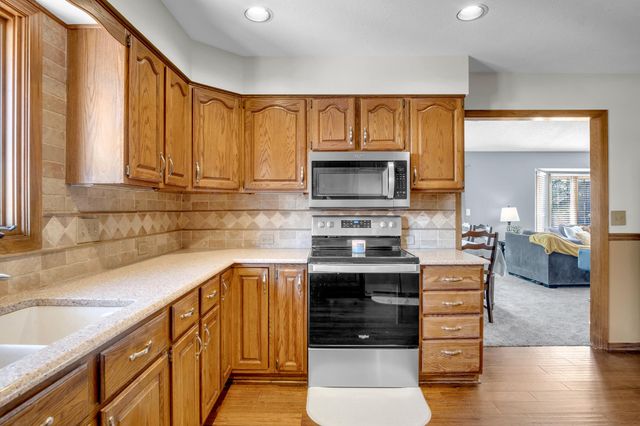 1928 S Capri cir, Wichita, KS 67207