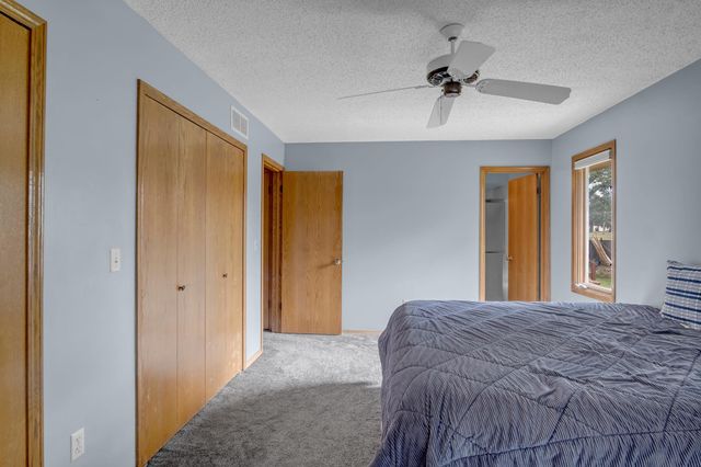 1928 S Capri cir, Wichita, KS 67207