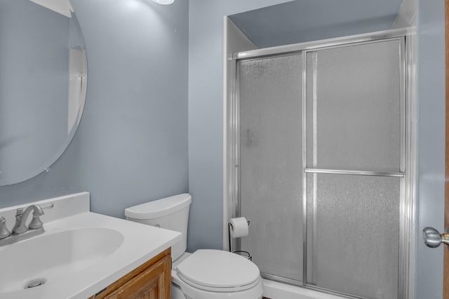 1928 S Capri cir, Wichita, KS 67207