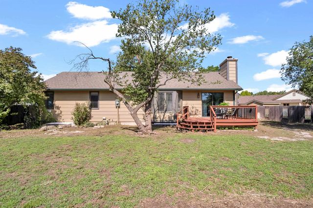 1928 S Capri cir, Wichita, KS 67207