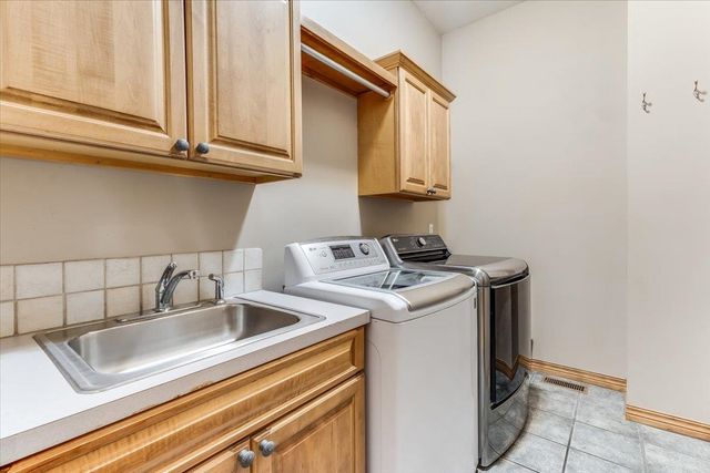 1011 N Preserve Street, Wichita, KS 67206