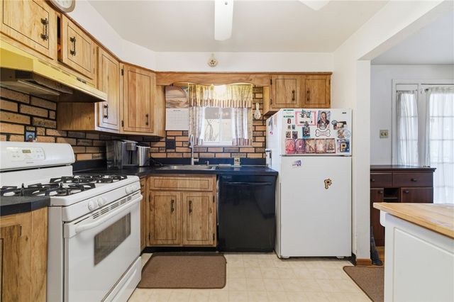 117 Overbrook Boulevard, Carrick, PA 15210