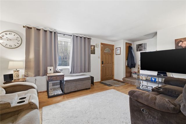 117 Overbrook Boulevard, Carrick, PA 15210