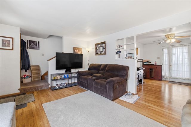 117 Overbrook Boulevard, Carrick, PA 15210