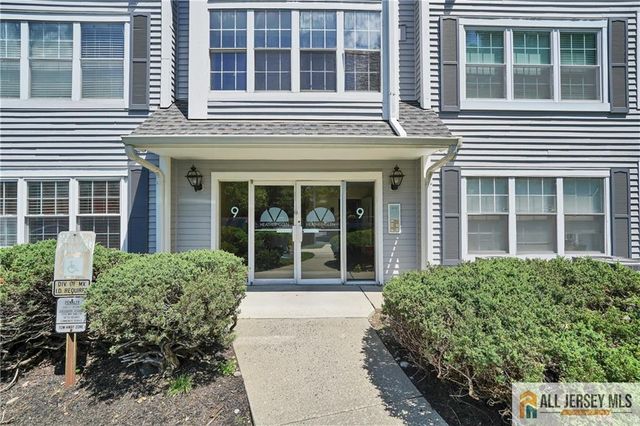 902 Meadow Court 902, Helmetta, NJ 08828